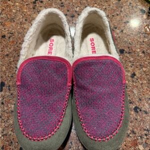 Sorel Moccasin Slippers Suede/Wool Sz 9